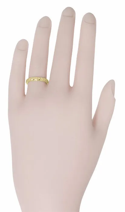 3mm Art Deco Chevron Carved Wedding Band in Yellow Gold - 14K or 18K