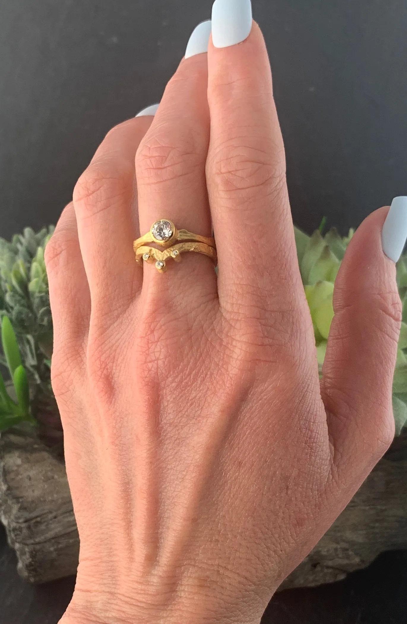 Bedrock Chevron Band and 3 Diamonds