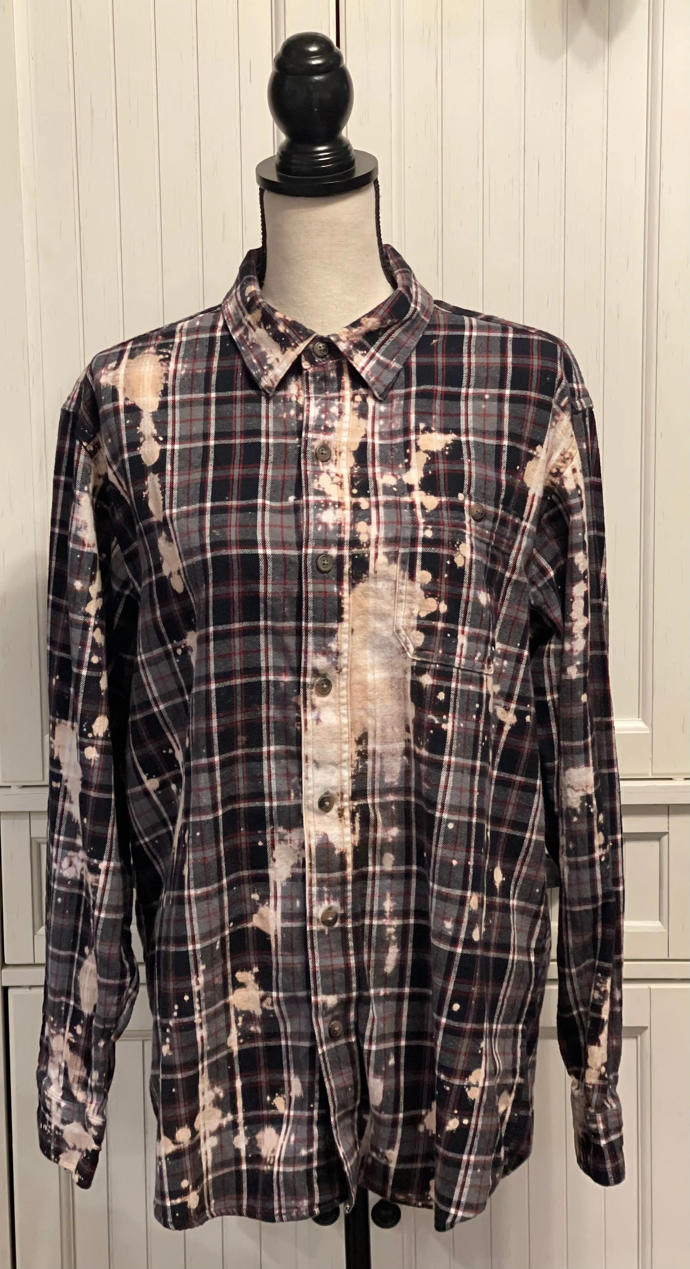 Cheryl Distressed Flannel ~ Unisex Size Large