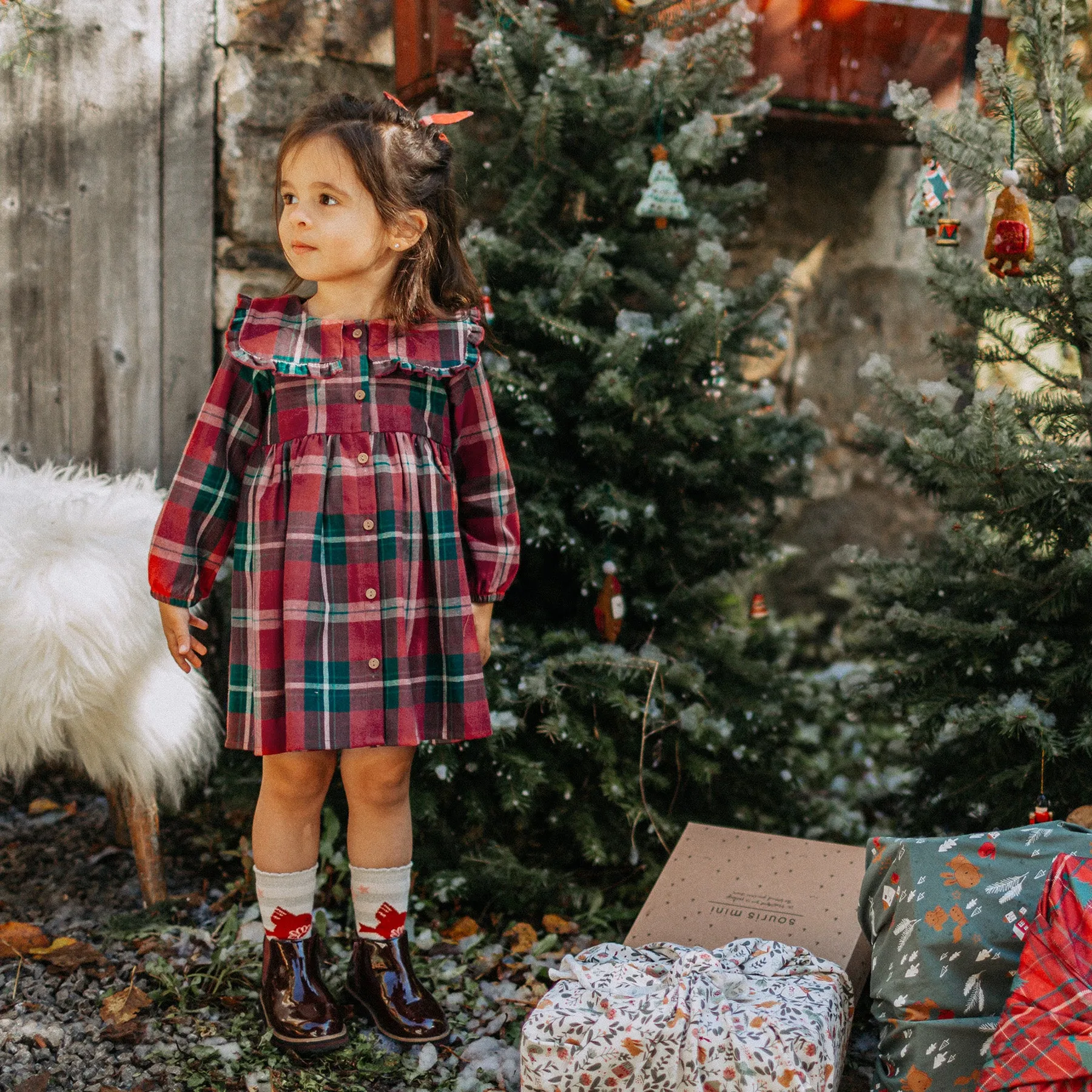 Chouchou rouge à carreaux en flanelle brossée, enfant  || Red plaid scrunchie in brushed flannel, child