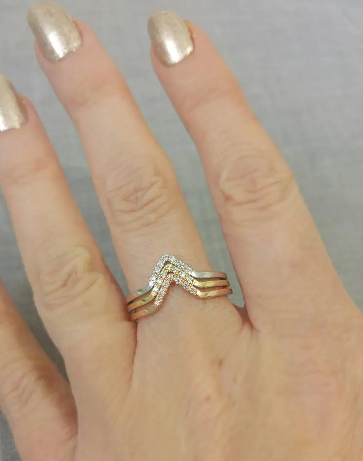 Dainty Chevron Diamond V Ring