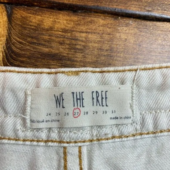 Free People We The Free women's frayed hem boho embroidered shorts size 27