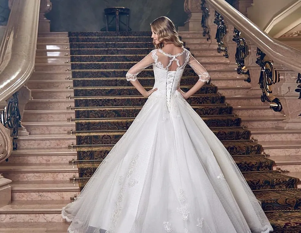 Half Sleeve A-line Wedding Dresses With Petticoat Trouwjurken Appliques Lace Floor Length Bridal Gowns