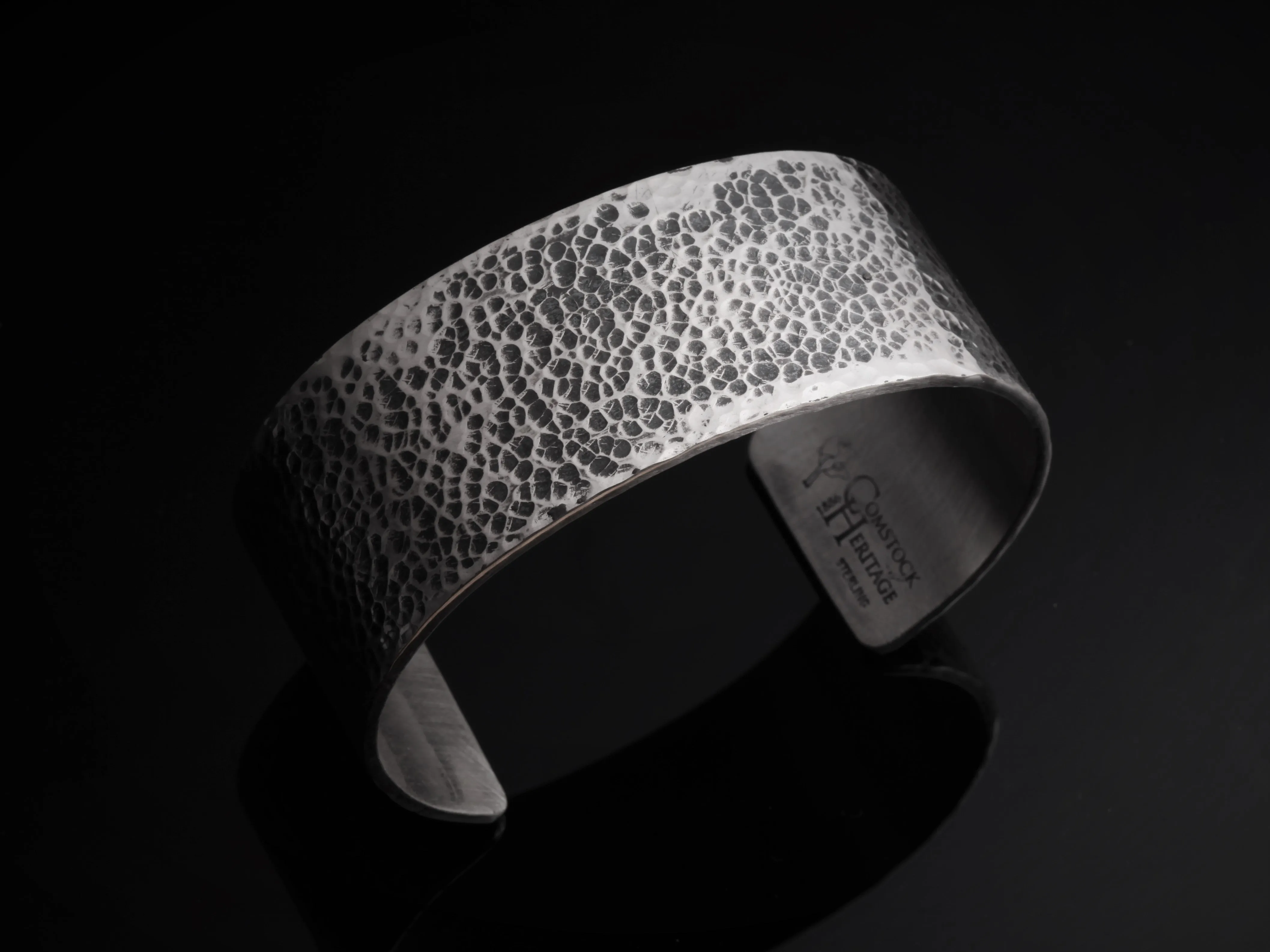 Hammered Cuff 1 ¼"