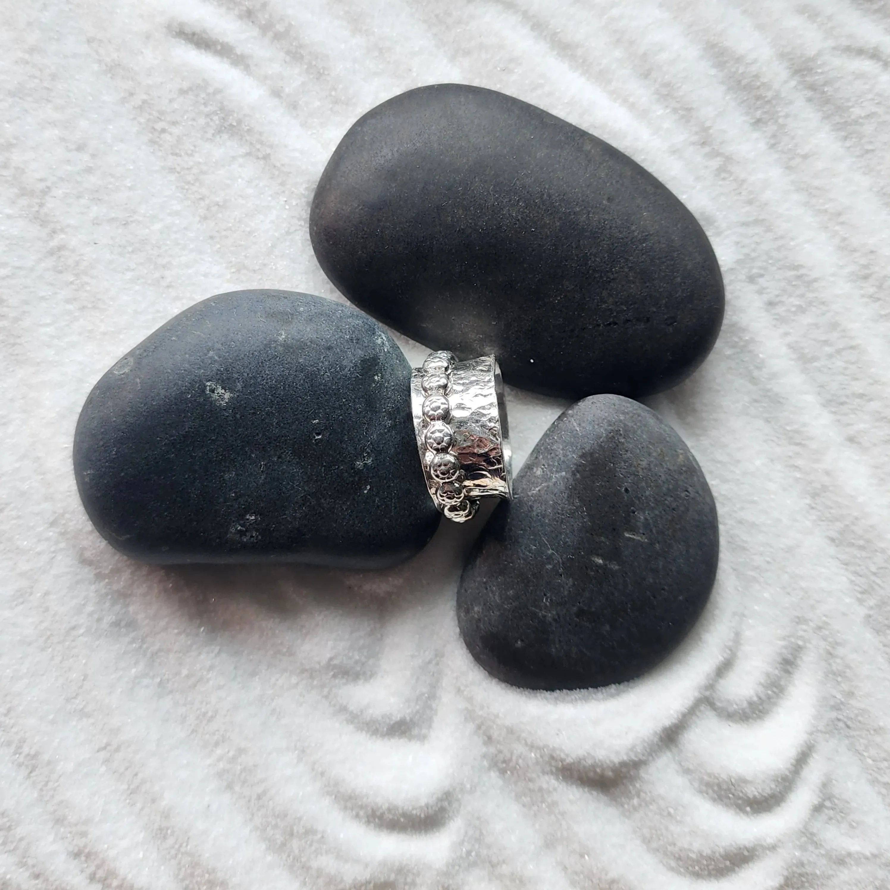 Handmade Boho .925 Sterling Silver Ring with Daisy Spinner | Bold Hammered Texture Jewelry