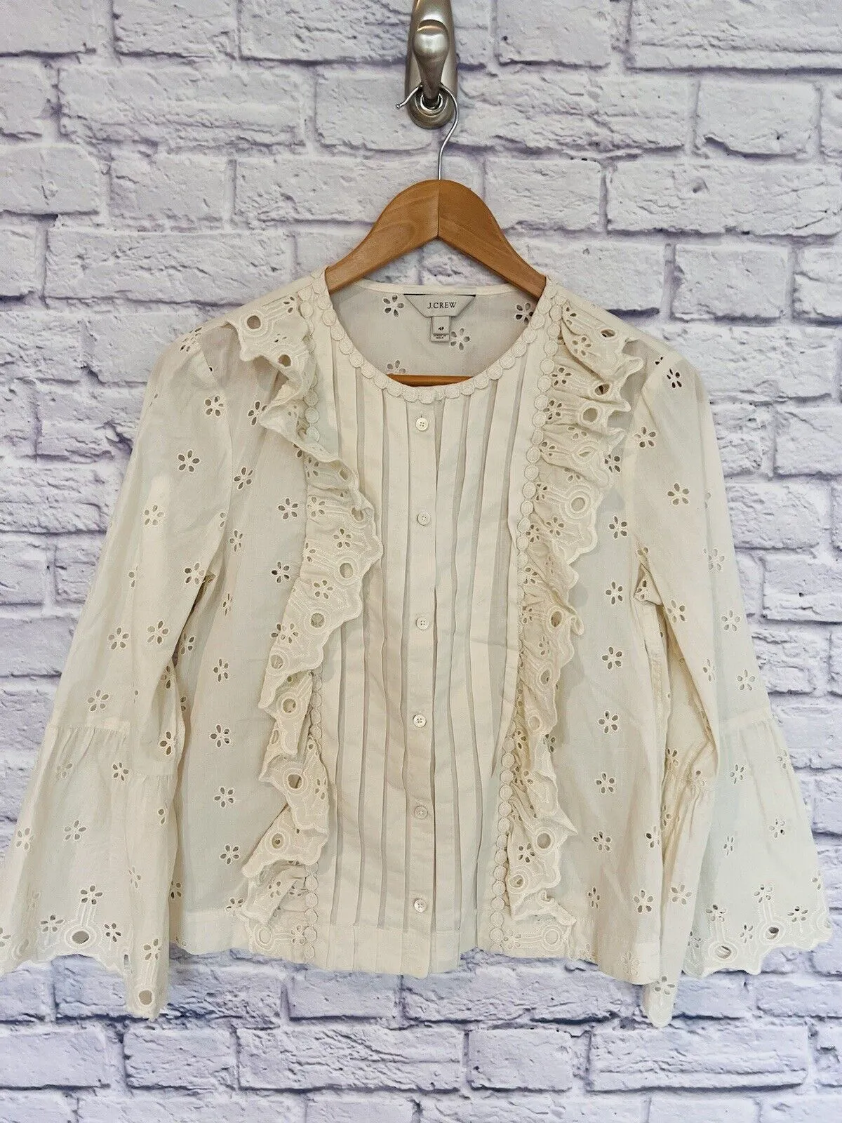 J. CREW Eyelet Ivory Top G8370 Size 4 Petite Botton Up Blouse Western Boho