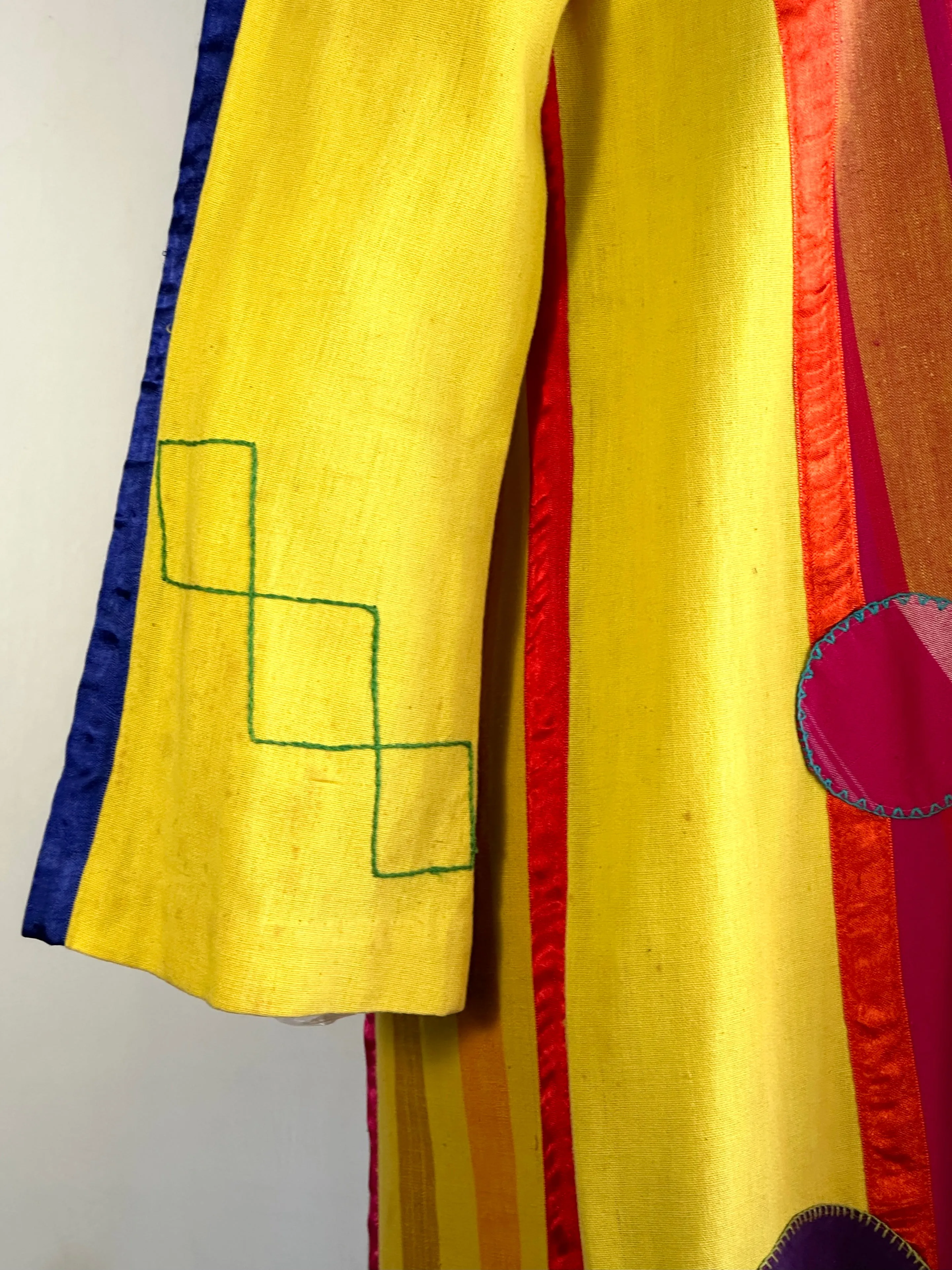 JOSEFA 70s Embroidered Mexican Kaftan • Small