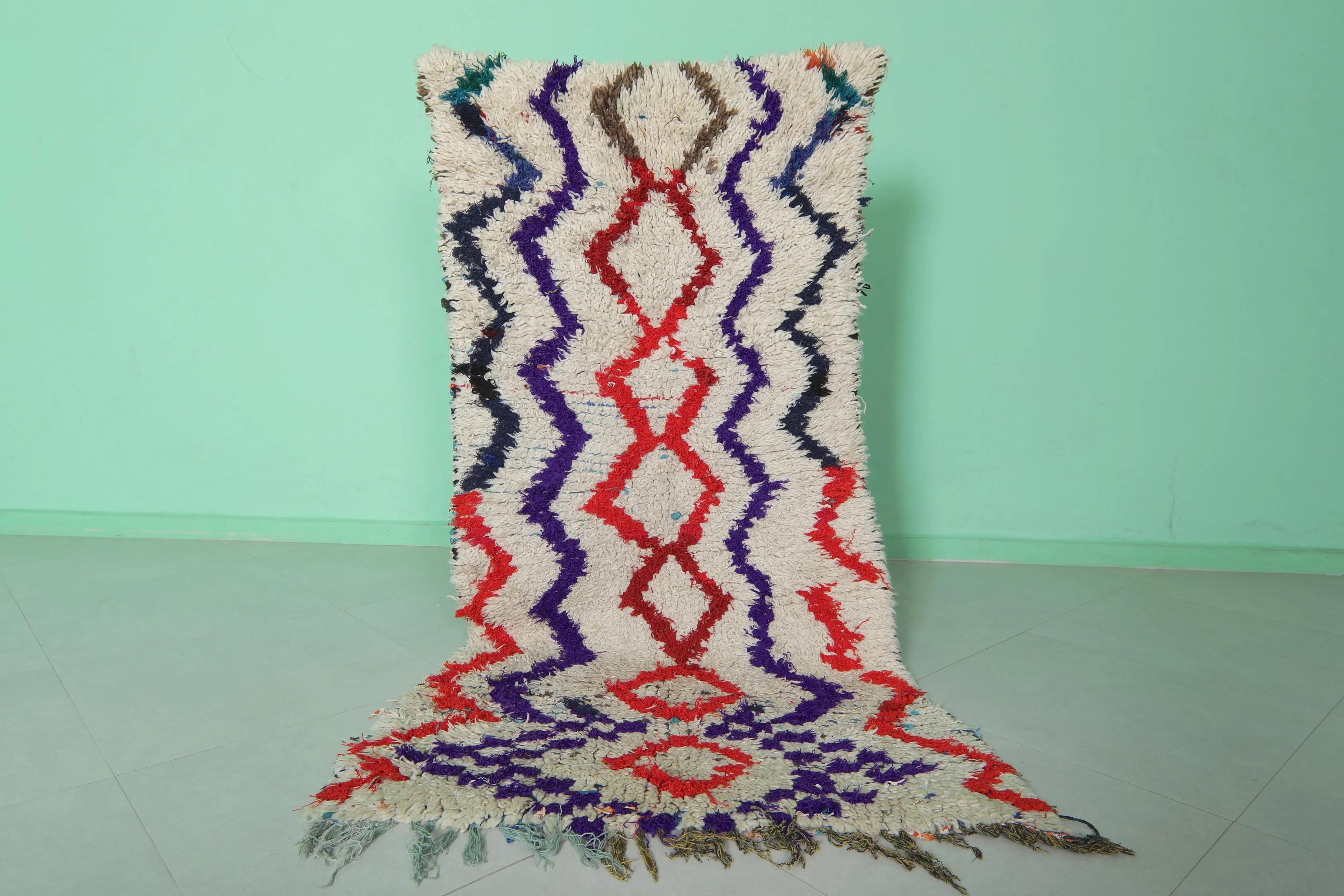 Moroccan Rug with Vibrant Geometric Patterns – 2.9 x 6.2 ft