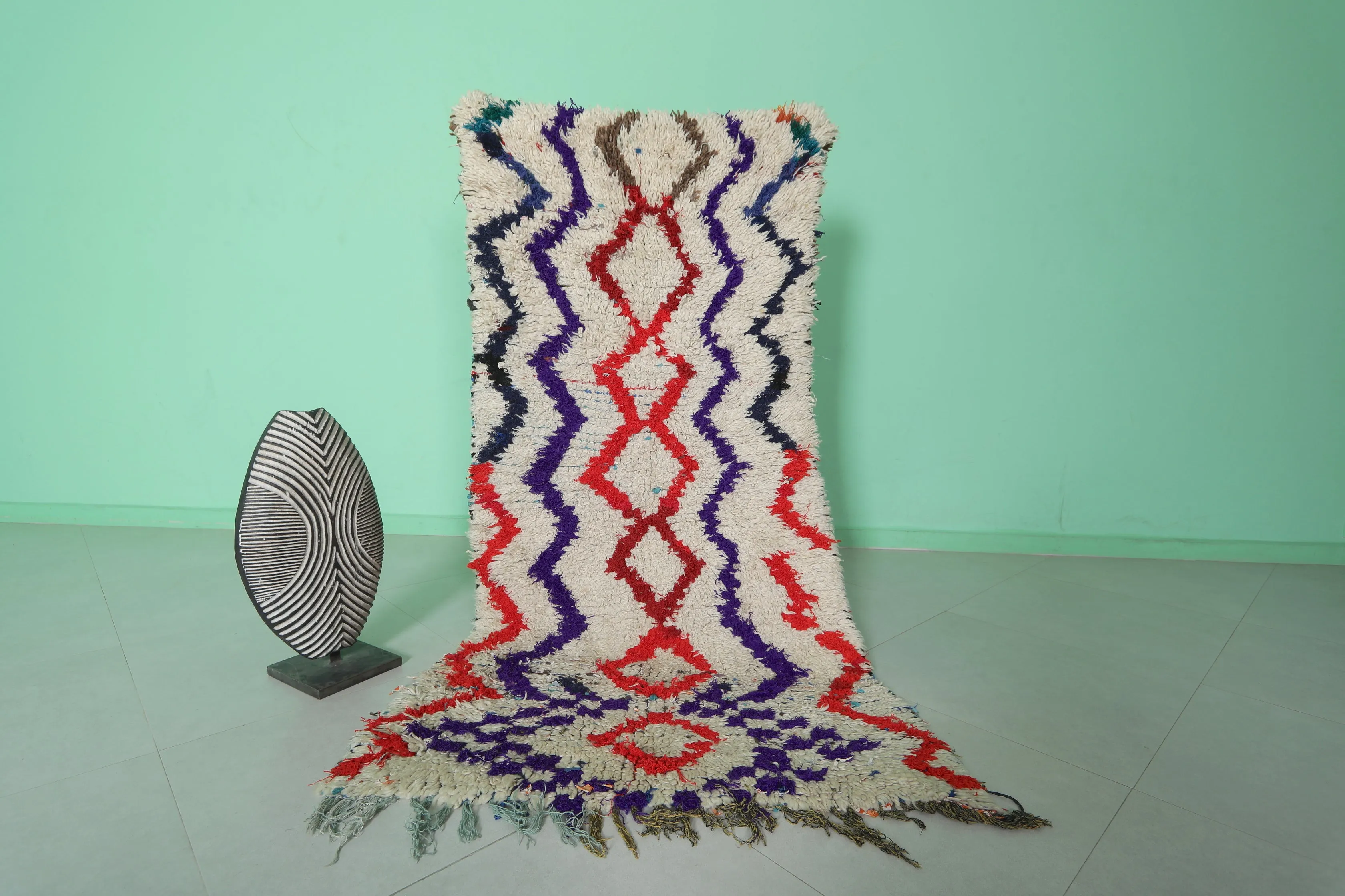Moroccan Rug with Vibrant Geometric Patterns – 2.9 x 6.2 ft