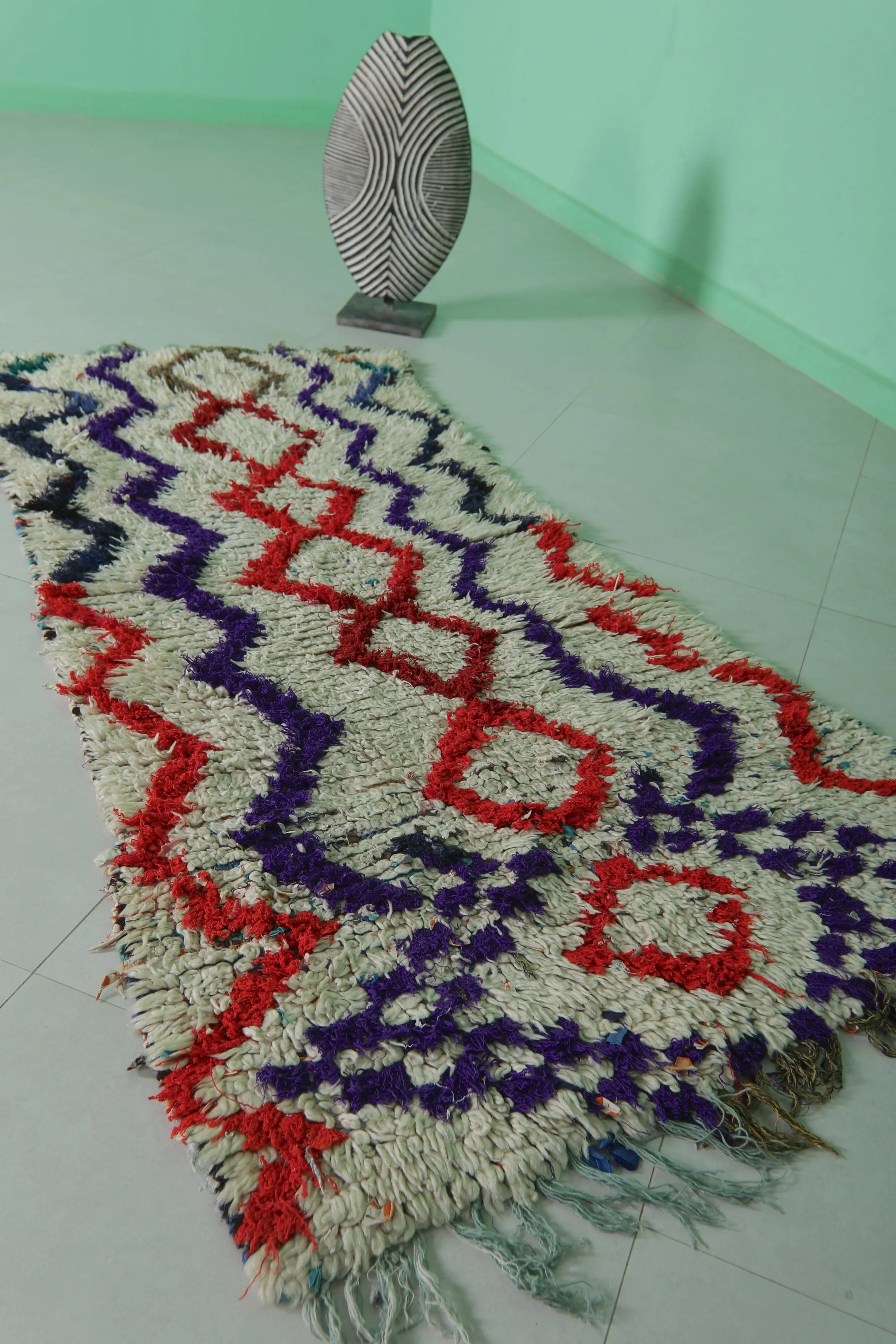Moroccan Rug with Vibrant Geometric Patterns – 2.9 x 6.2 ft