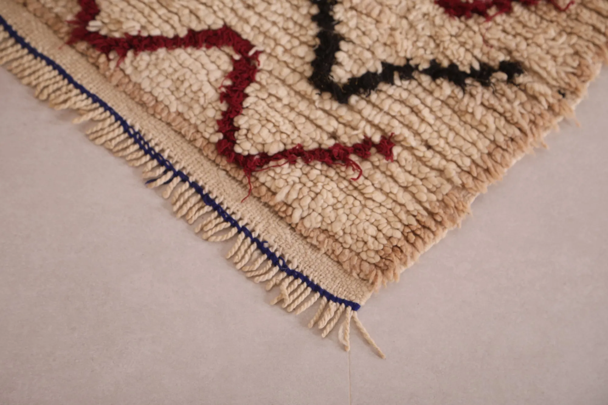 Moroccan Runner Rug 1.8 X 5.3 Feet - Tribal Zigzag Pattern
