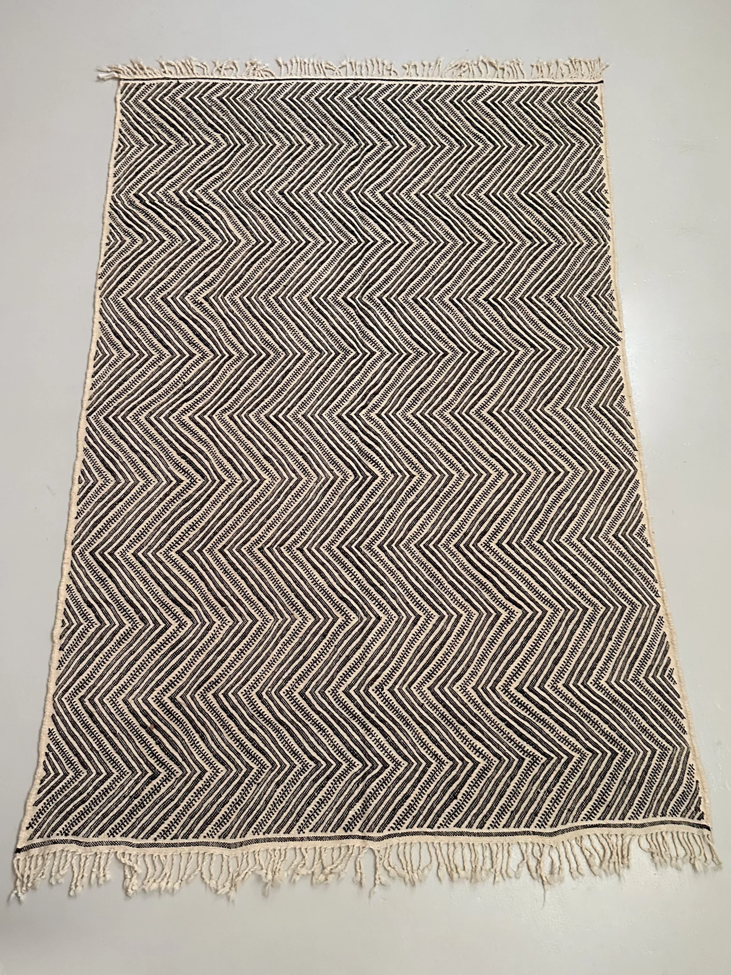 M'rirt's Zigzag Vintage Flatweave