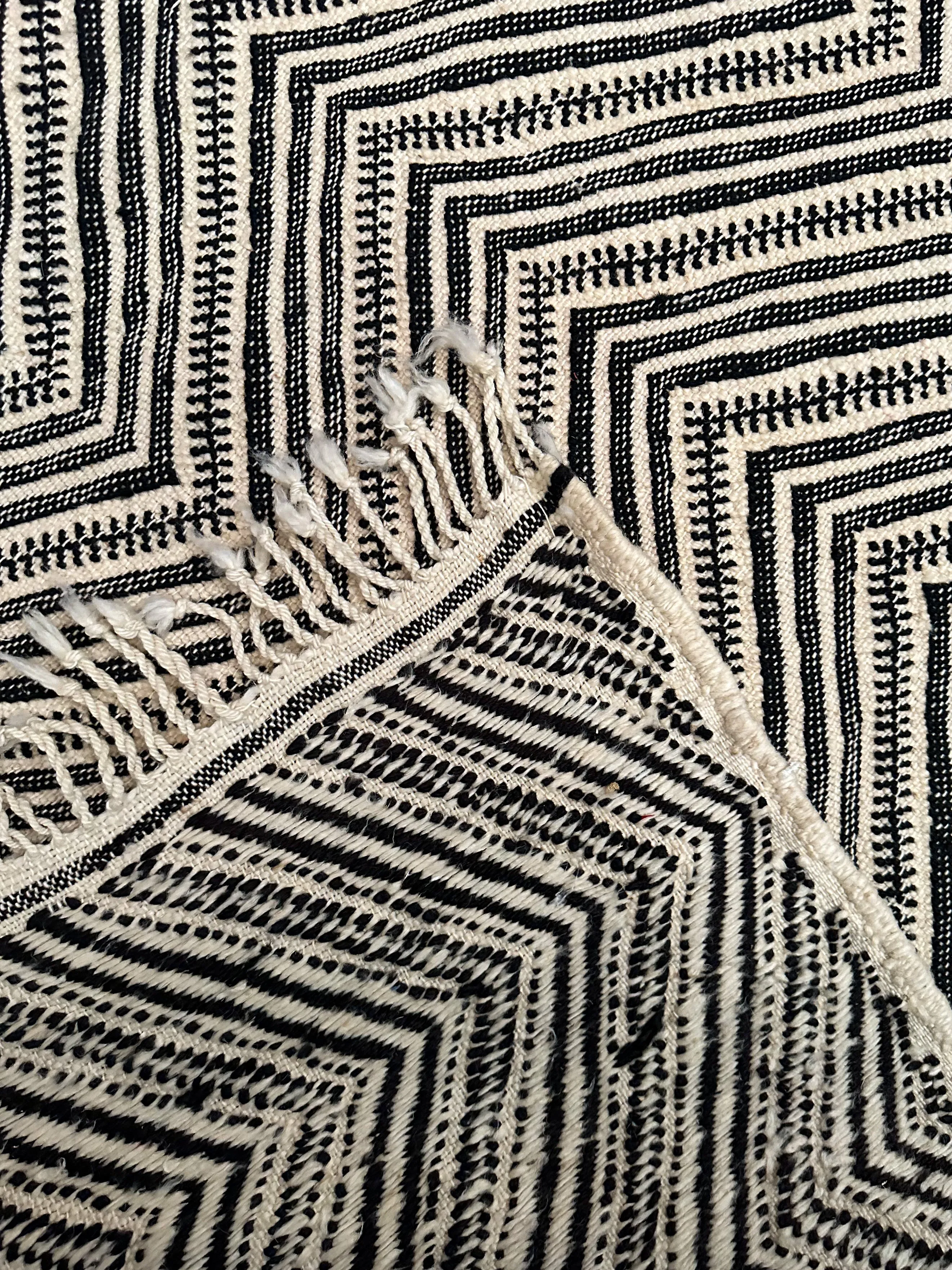 M'rirt's Zigzag Vintage Flatweave