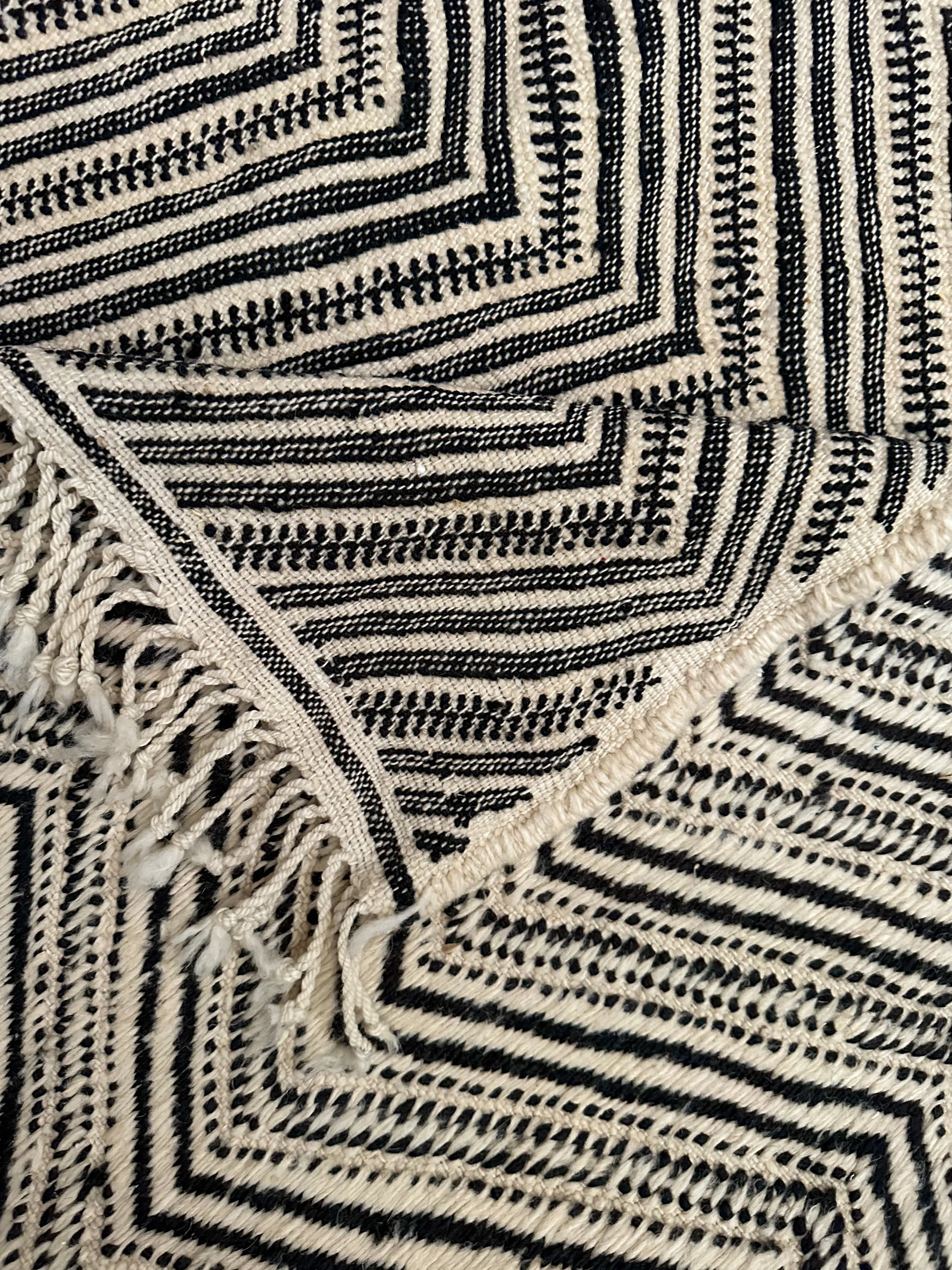 M'rirt's Zigzag Vintage Flatweave