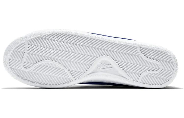 Nike Court Royale 2 Trainers
