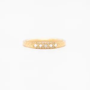 Pattern Wedding Band with Carré Diamonds