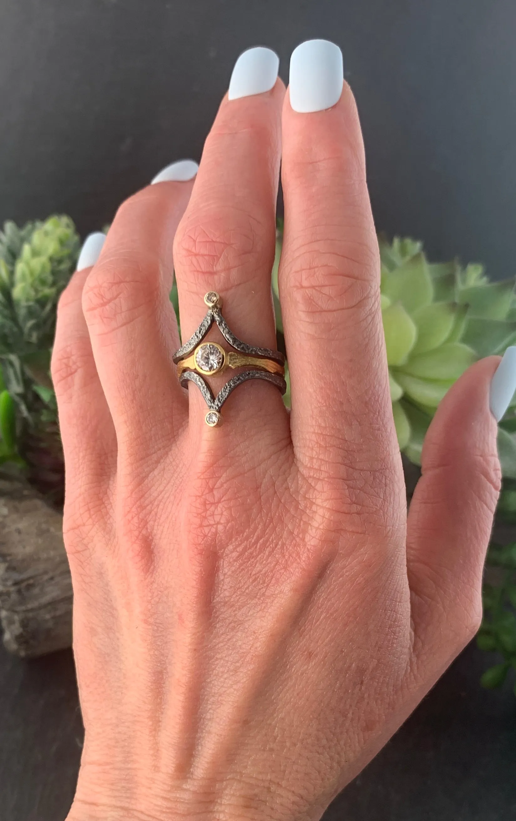 Pebble Chevron Band - SS and White Diamond