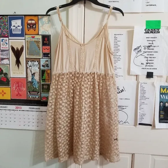 POL dress Medium unlined sheer floral crochet lace embroidered boho sleeveless