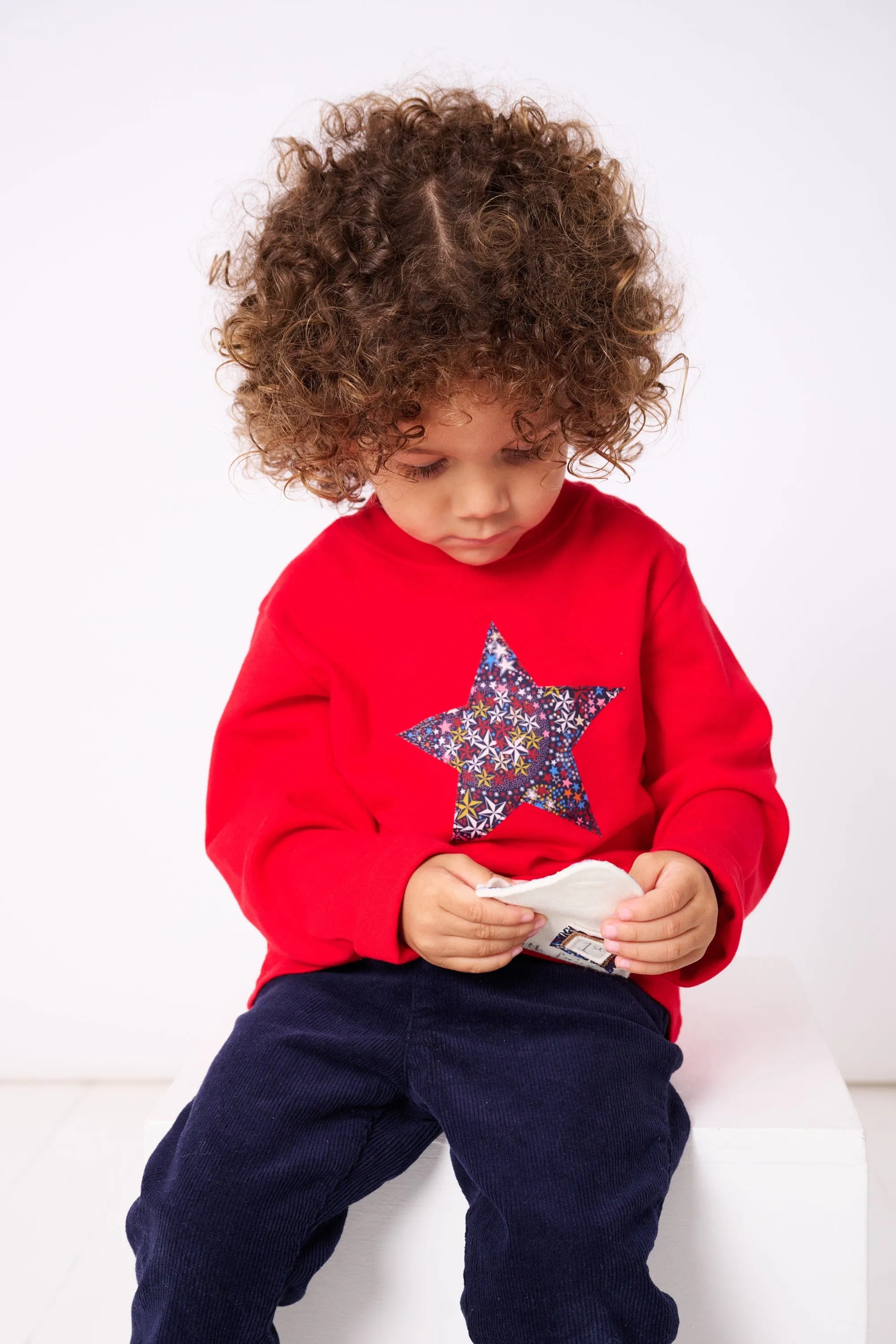 Red Star T-Shirt in Adelajda's Wish Liberty Print