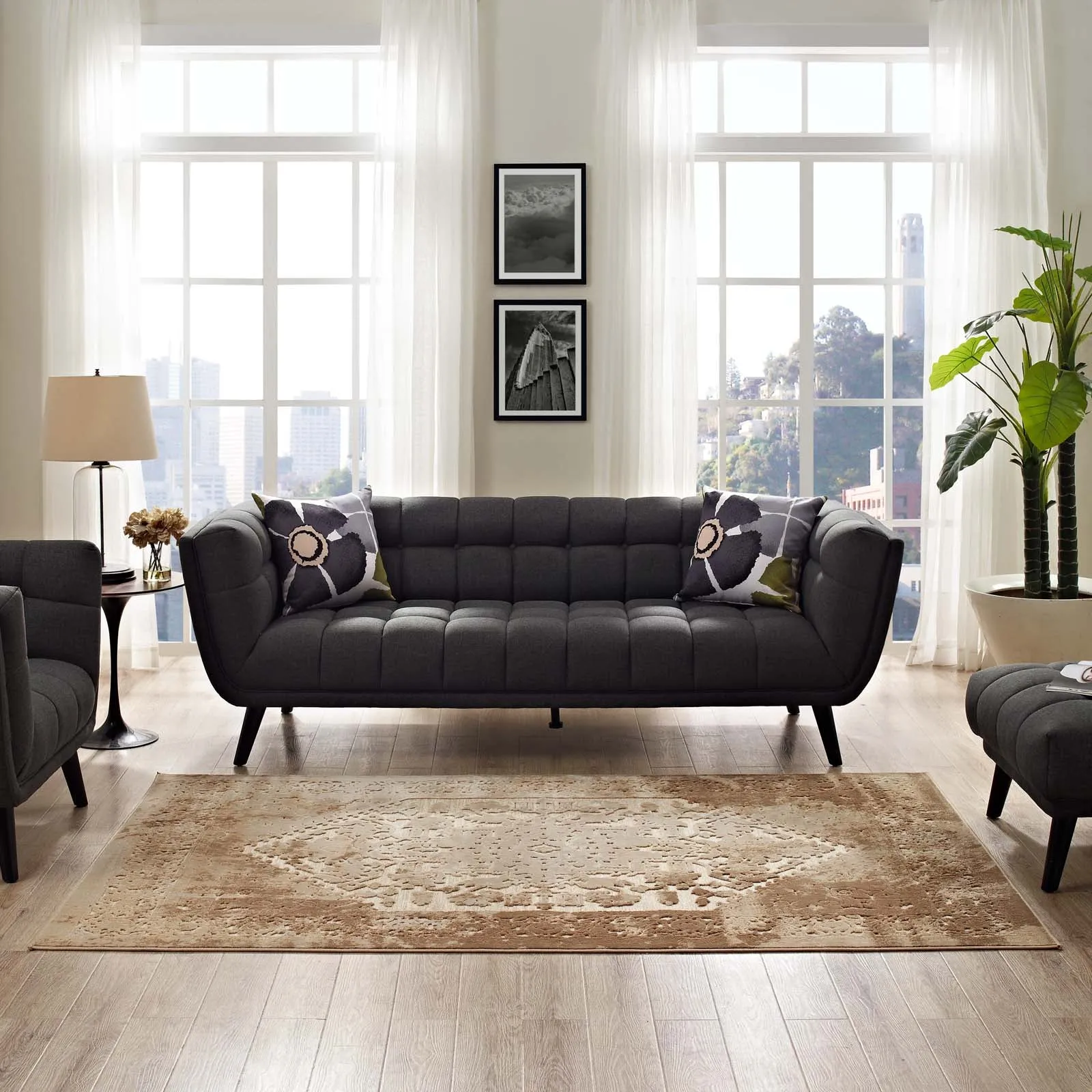 ROSINA DISTRESSED PERSIAN MEDALLION