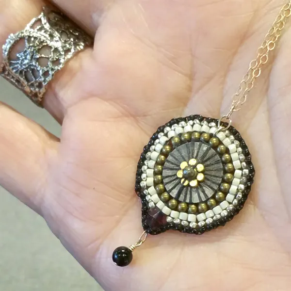 Round Onyx Dangle Pendant
