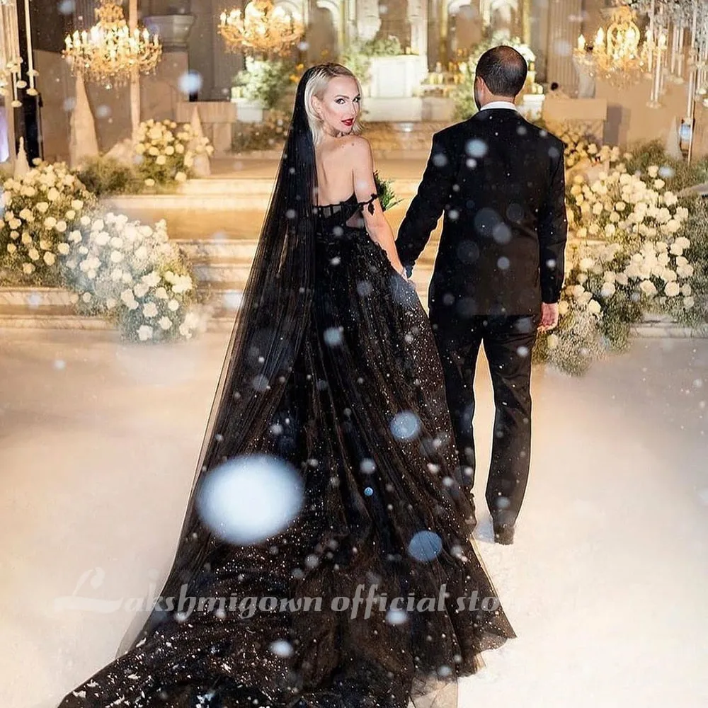 Roycebridal New Ball Gown Vintage Princess Wedding Dresses Lace Applique Vestidos De Novia Black Gothic Wedding Dresses Bridal Gowns