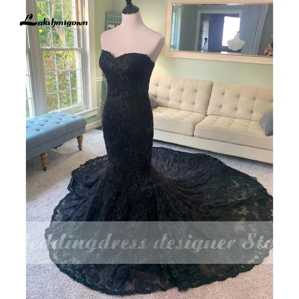 Roycebridal Roycebridal 2022 Elegant Gothic Wedding Dresses with Cape Veil Black Strapless Bridal Gowns with Sequins Floral Lace robe mariage femme