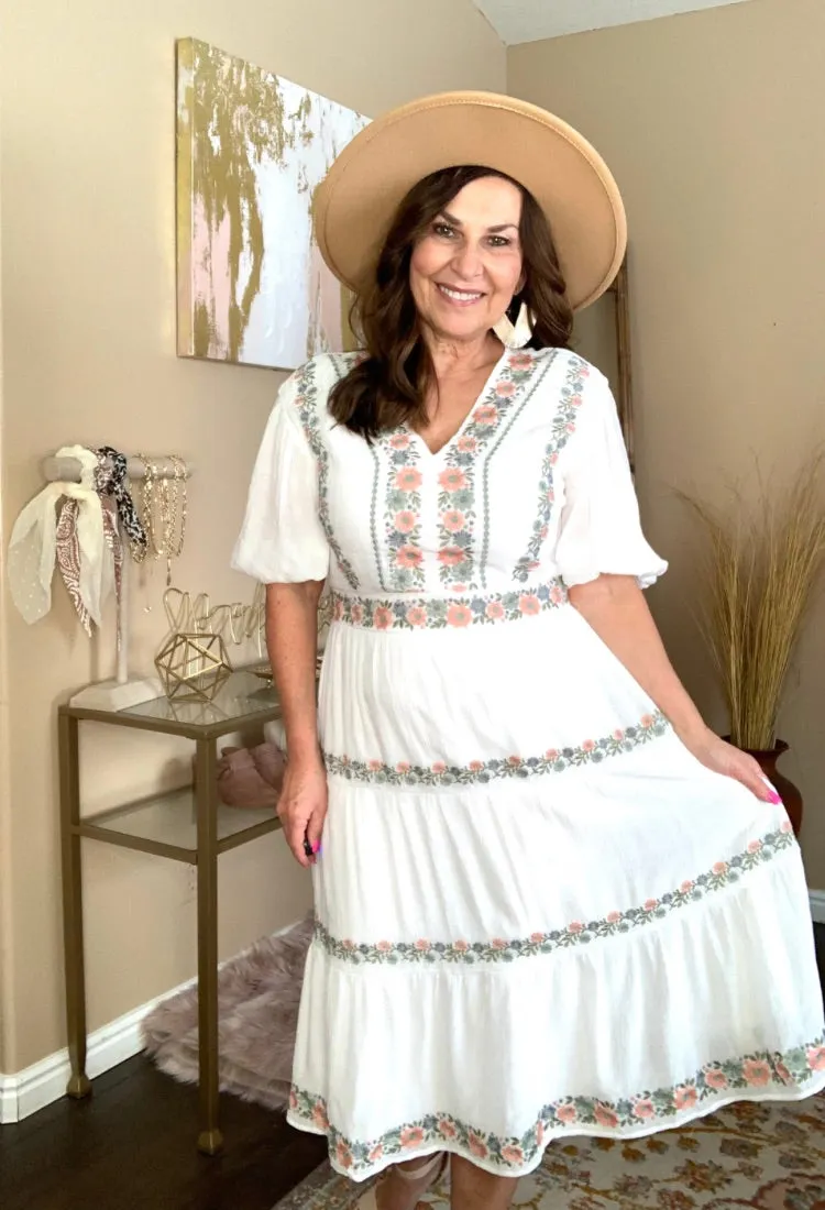 Ryann Embroidered Dress in Ivory