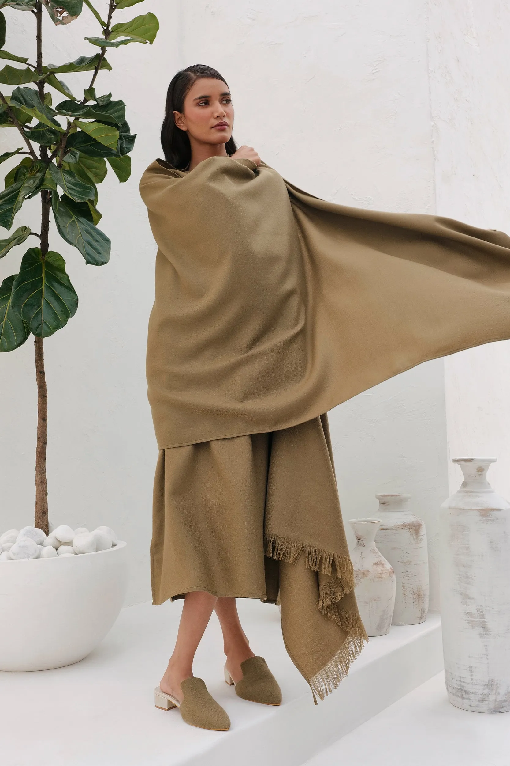 Sand Woollen Shawl (Clay)