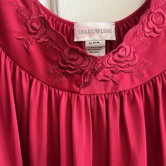 Shadowline nightgown. Cerise (reddish pink) embroidered neckline. Size 1 X