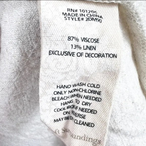 Soft Surroundings Embroidered Floral Long Sleeveless Vest Boho Lagenlook Linen