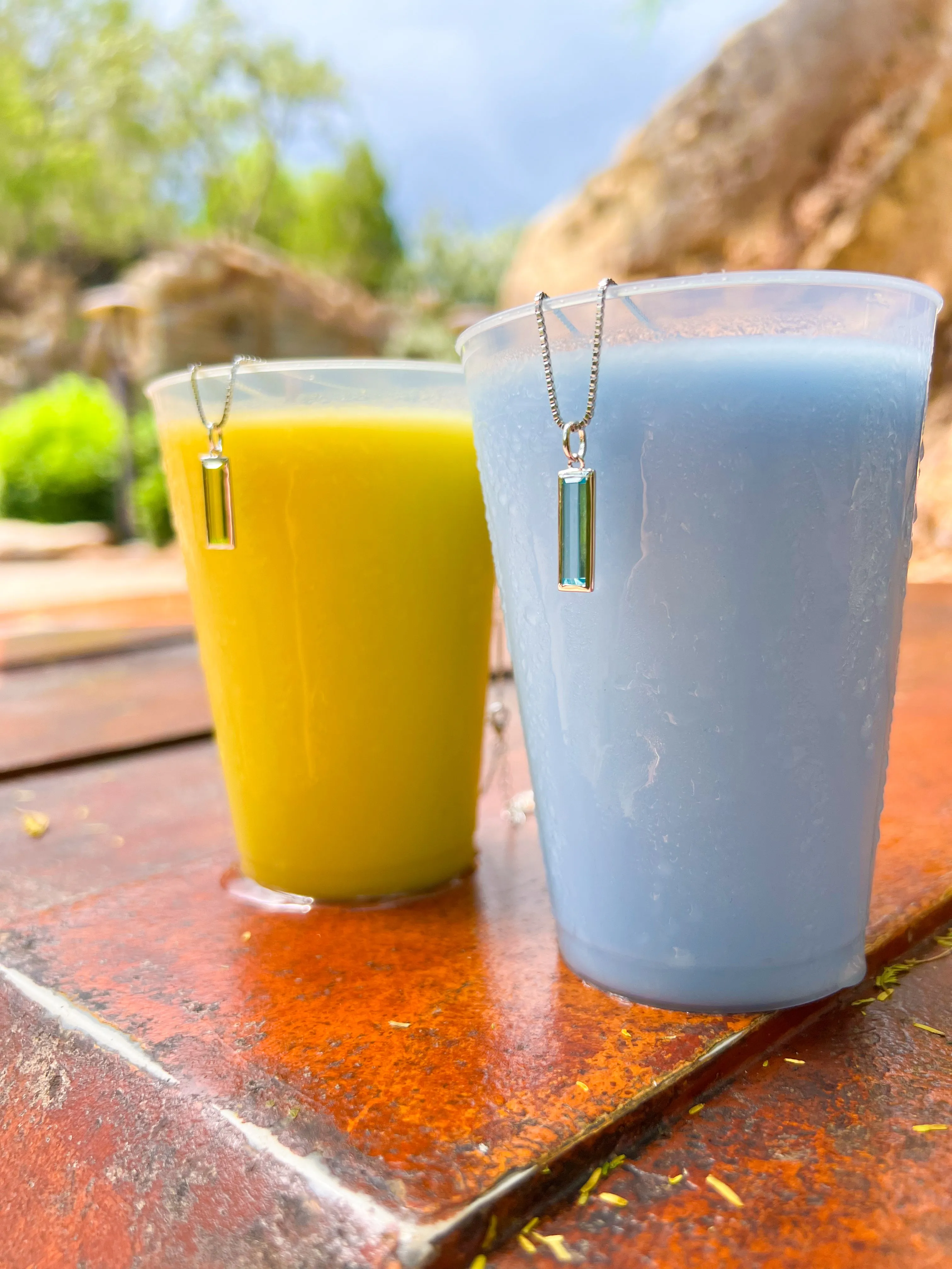 Space Milk Necklace - Green