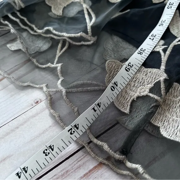 Sundance Womens Sheer Floral Embroidered Trapeze Dress in Gray and Cream Size S