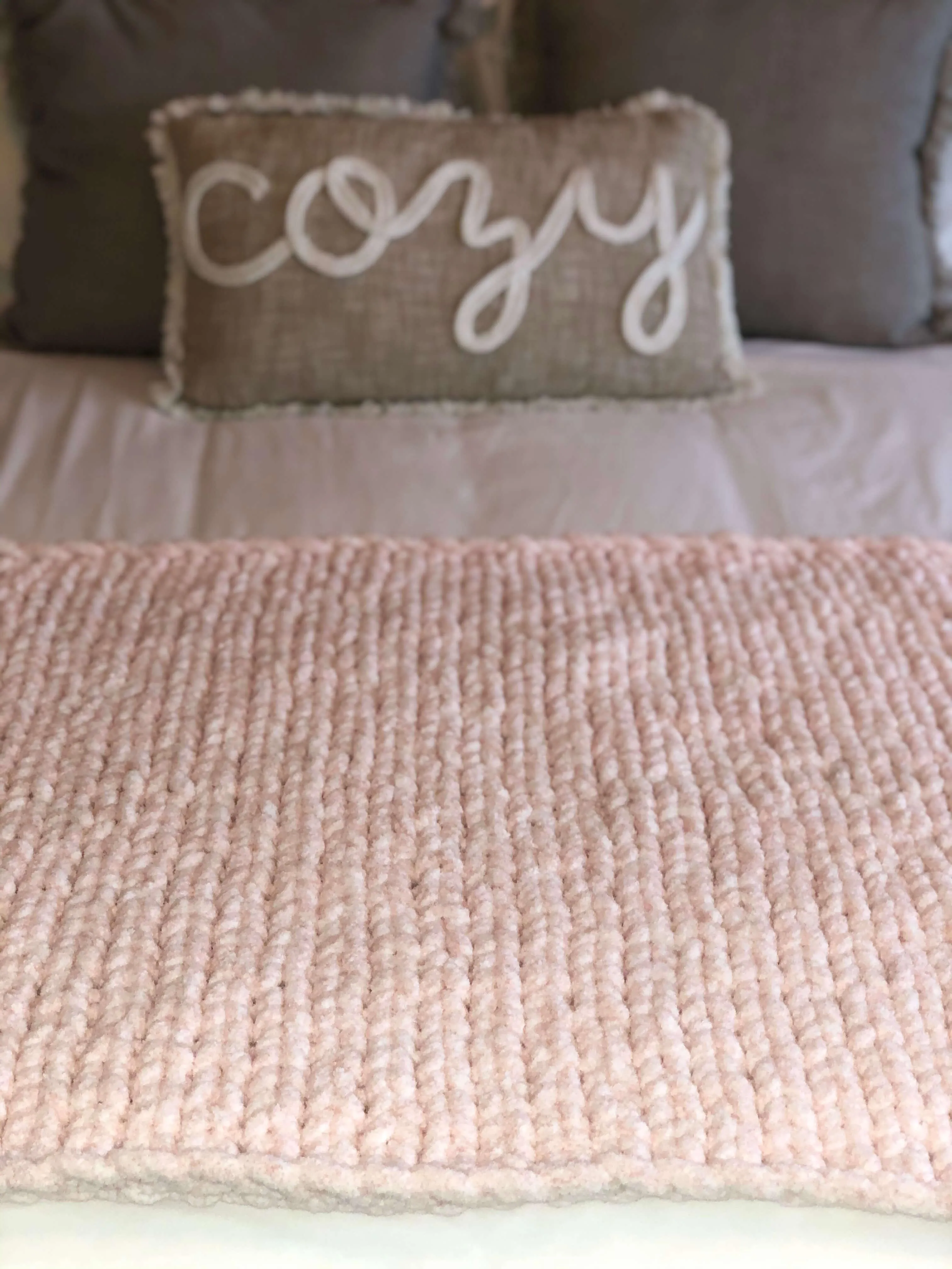 Sweet Pea Lil' Cozy Throw