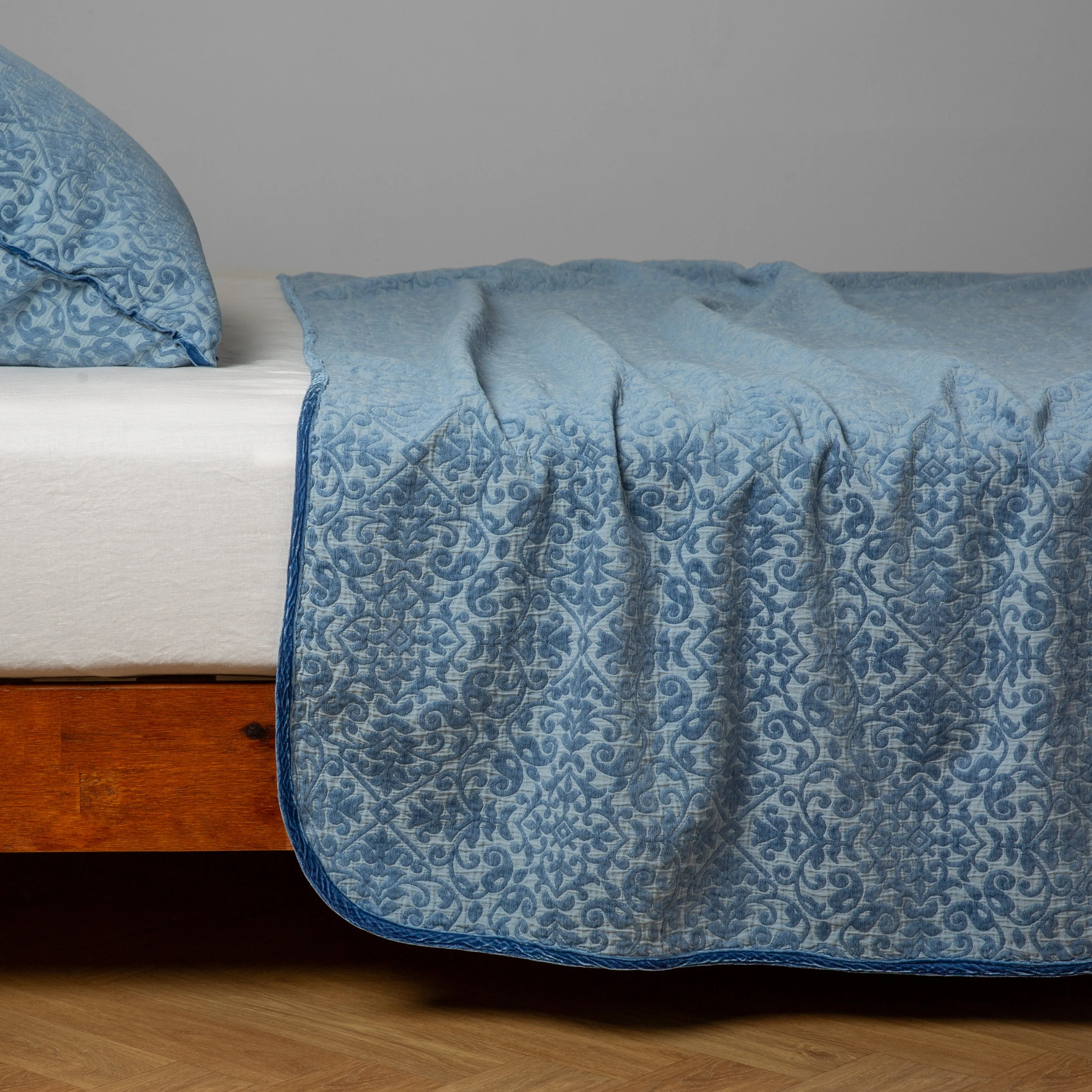 Vienna Coverlet