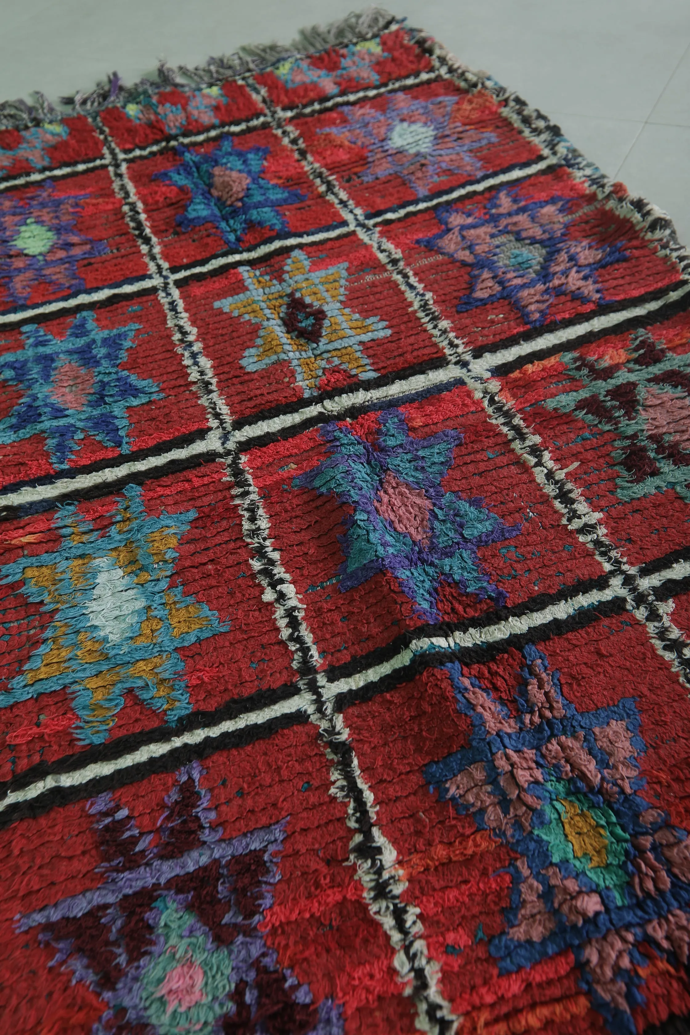 Vintage Moroccan Hallway Rug - 3.1 x 6.1 ft | Unique Star Pattern