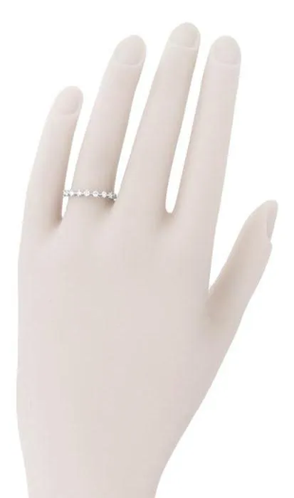 Vintage Retro Moderne Galaxy Stars Wedding Ring in 18K White Gold