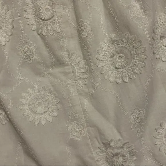 WALTER BAKER NWT ($178) Boho White Sunflower Embroidered Skirt 10
