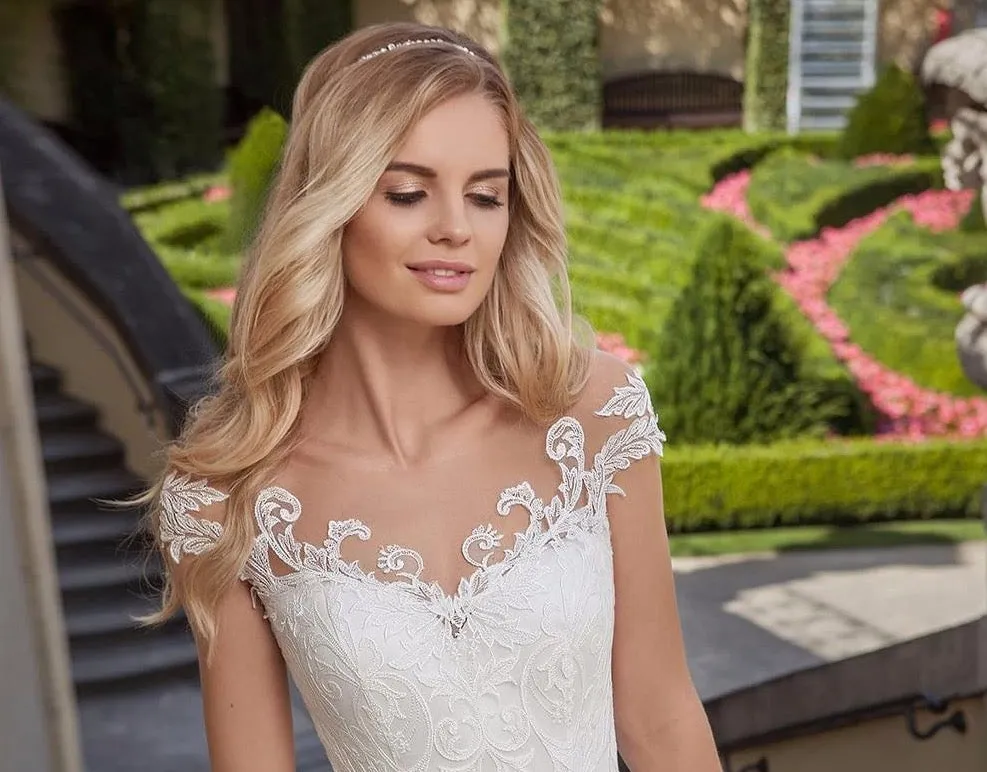 White Wedding Dress Robe Mariee Shiny Beading Crystal Sequined Waist Appliques Tulle Bridal Gowns Suknie Slubne