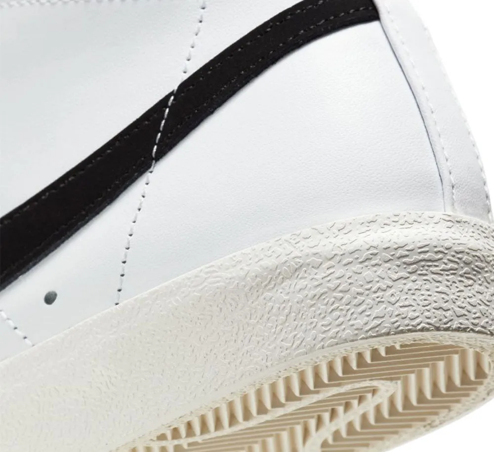 WOMENS NIKE BLAZER MID '77